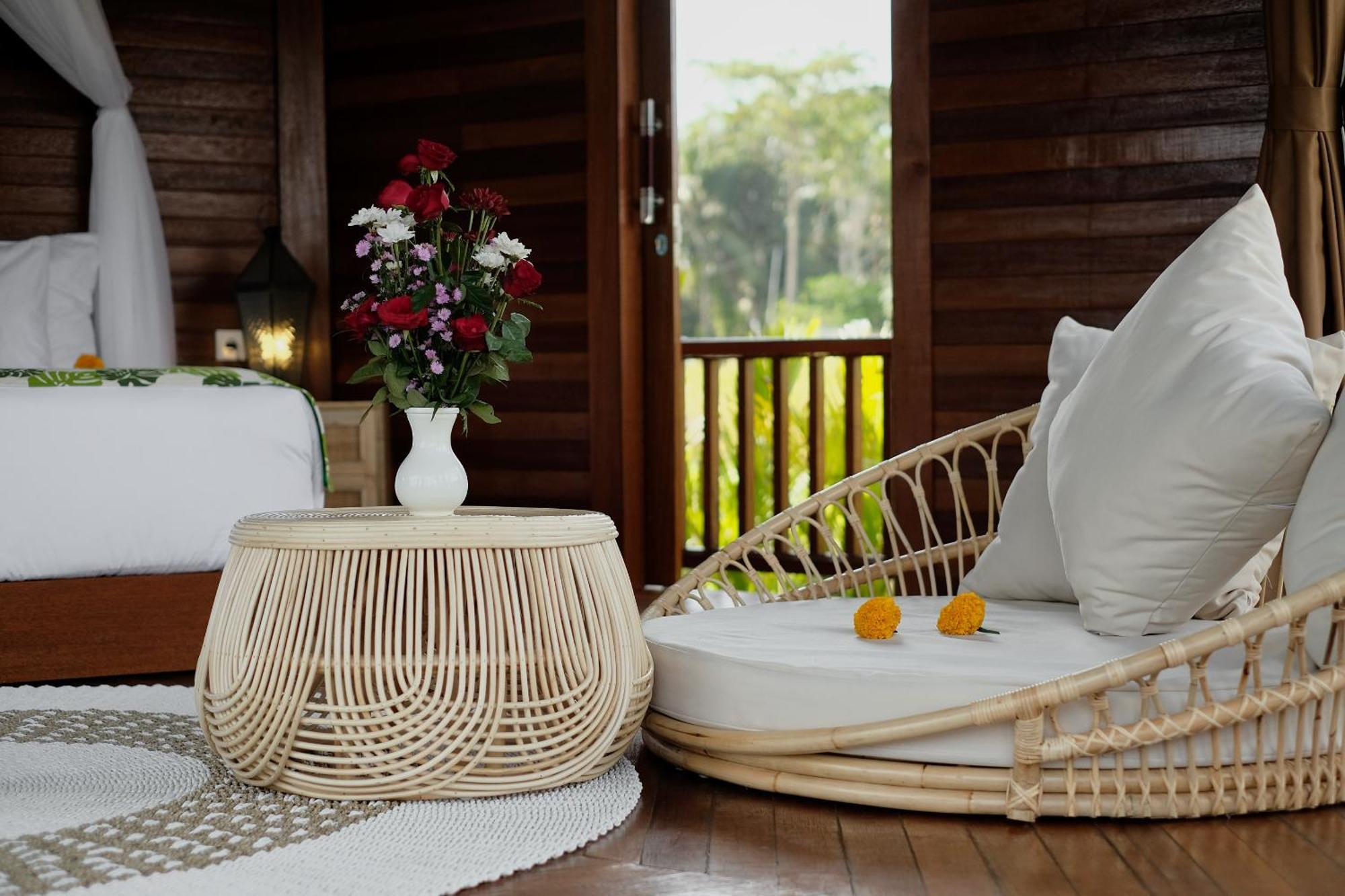 Villa Wooden Stone Eco Ubud