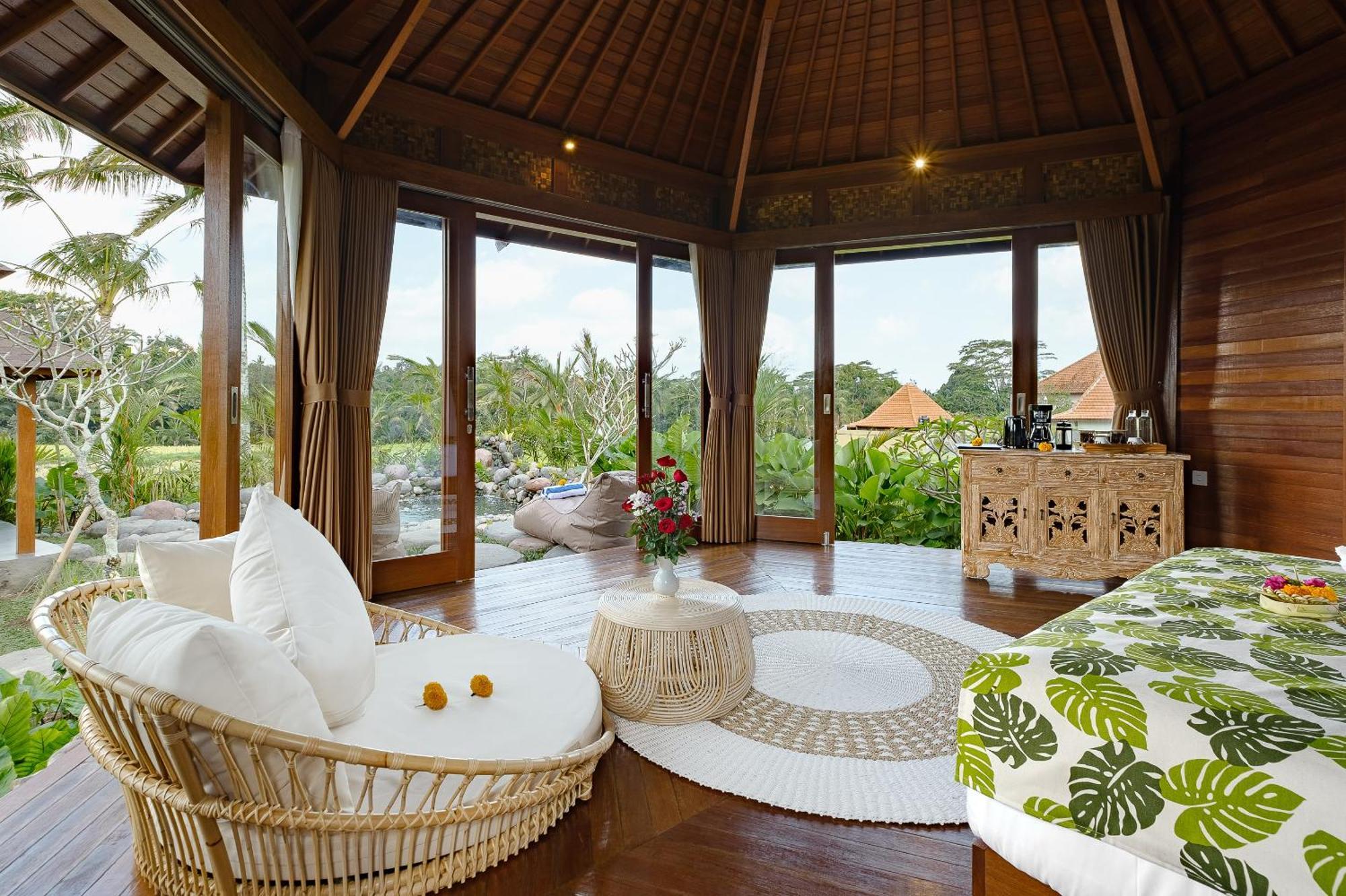 Wooden Stone Eco Villa Ubud